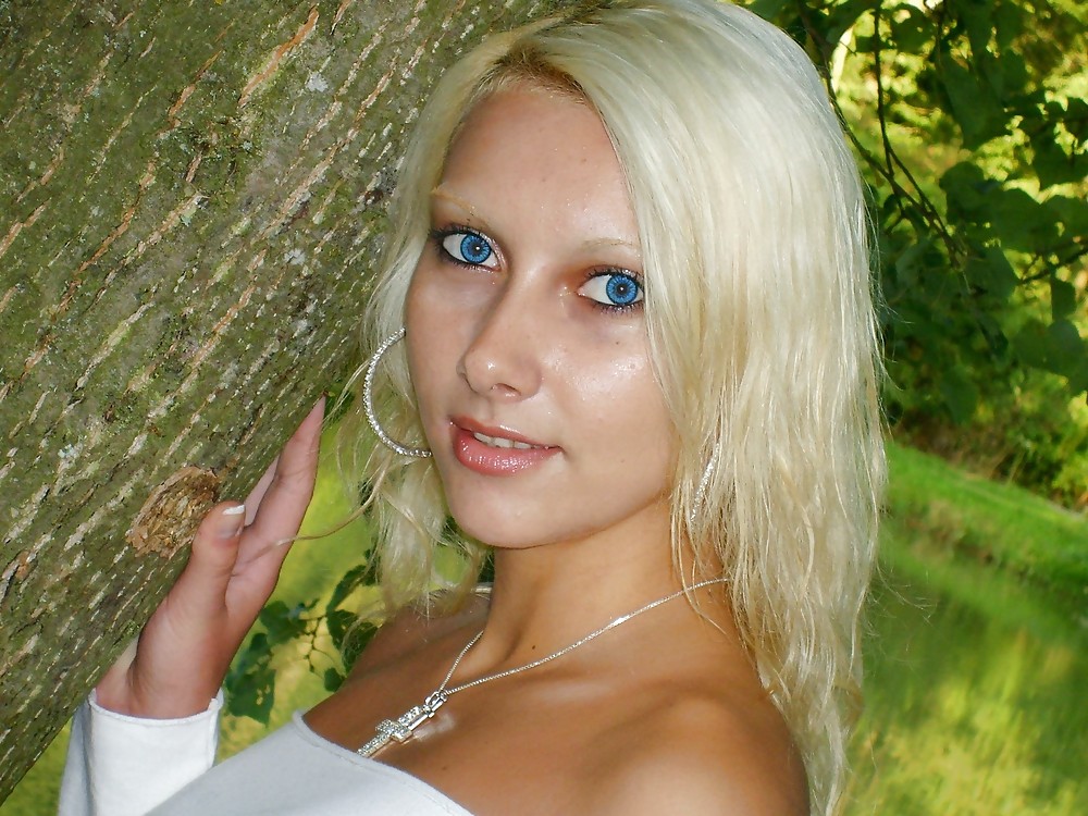 Geile Vanessa adult photos