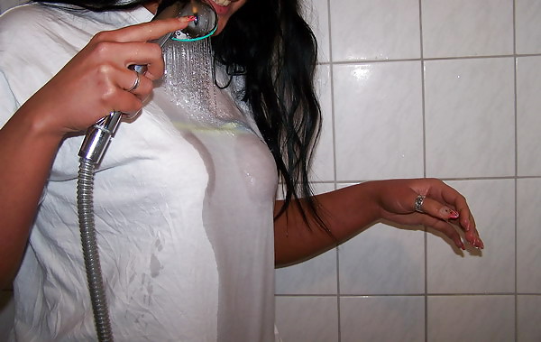 Extrem tits bondage teeny in shower + waterbondage adult photos