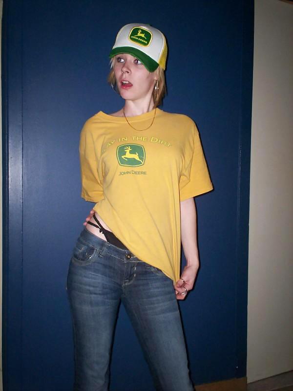 ROMANIA GIRL adult photos