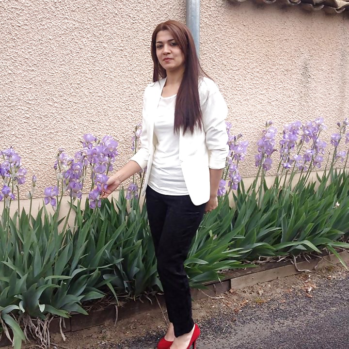 Facebook girls adult photos