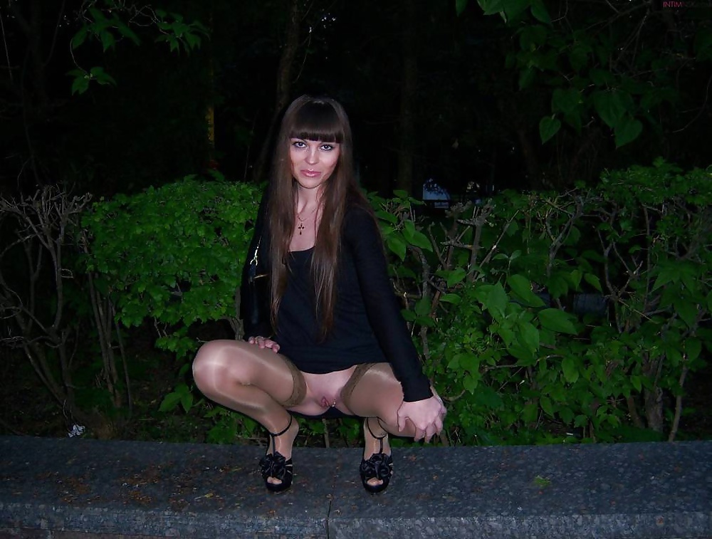 Flashing Set 142 adult photos