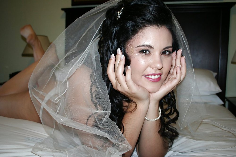 Sexy bride 6 adult photos