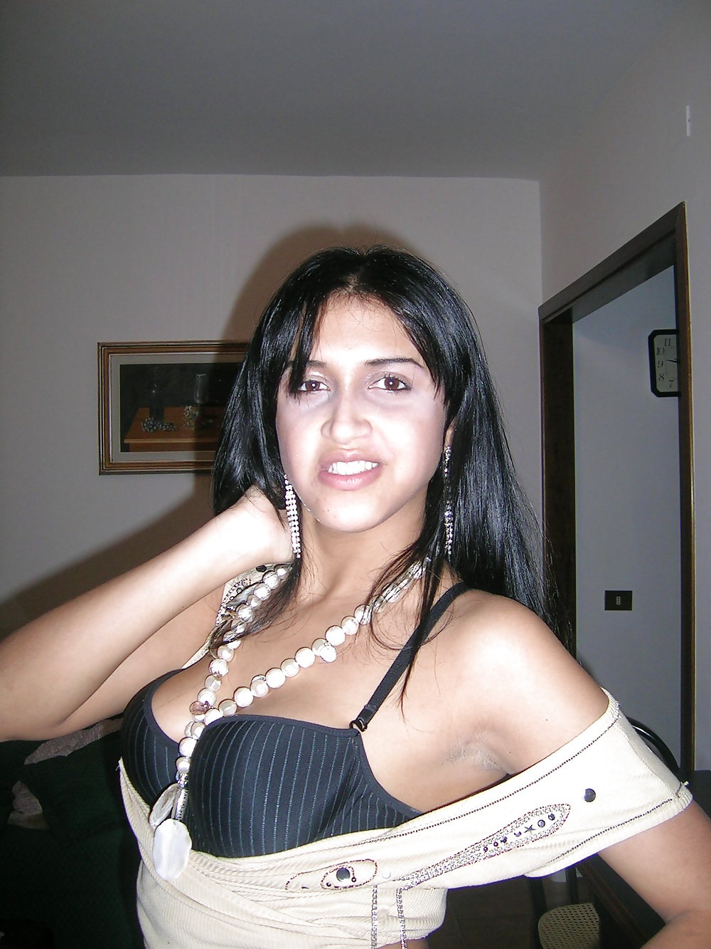 Amateur Latina Teen Exposed & Blowjob adult photos