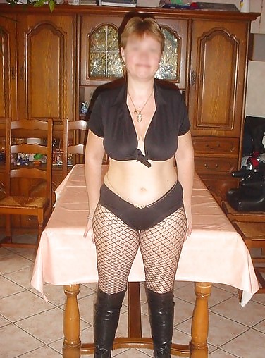 rien que pour les yeux 2 adult photos