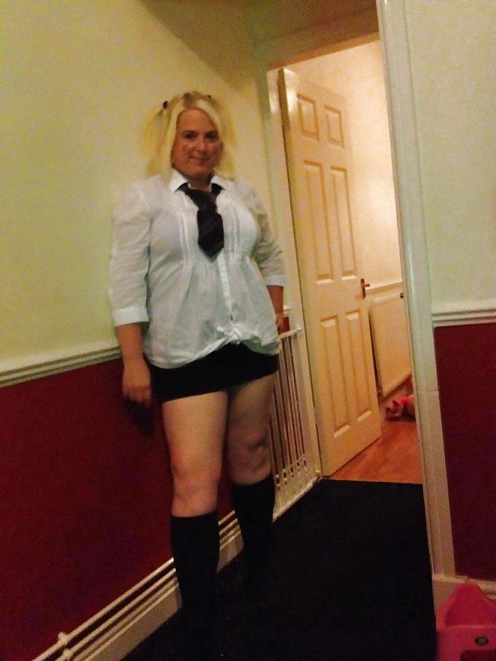 Joolie the Skoolie pt8 adult photos