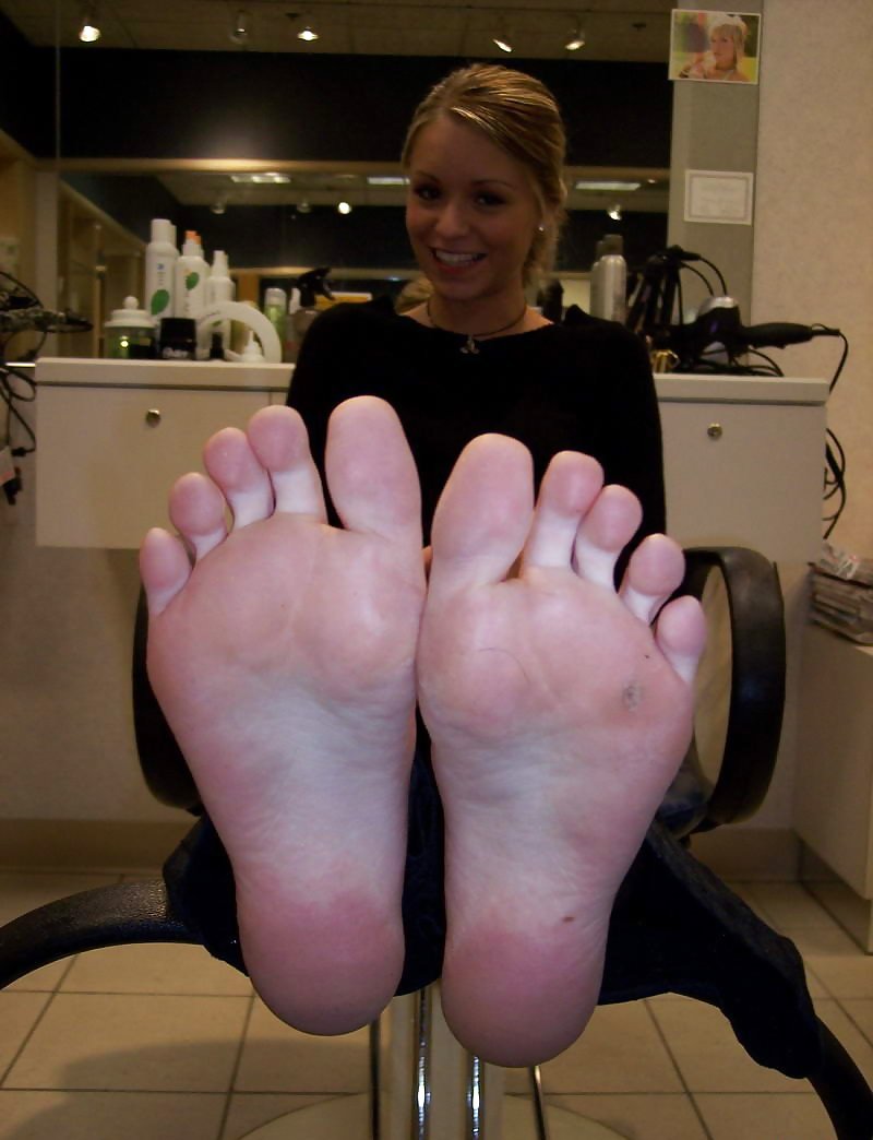 pretty feet adult photos