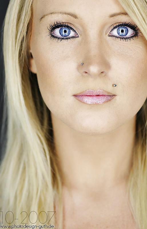 Janet Mueller alias Sharon Berlin Tag & Nacht adult photos