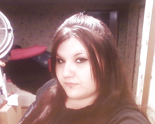 SmutDates Username ' PlumpTreat19F ' adult photos