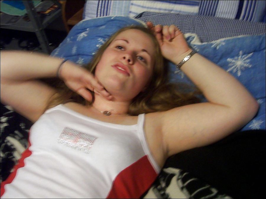 Chunky Teen From,SmutDates.com adult photos