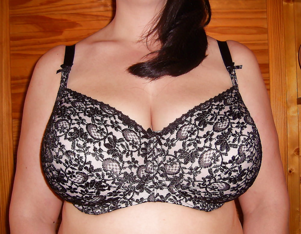 Naughty eBay Ladies adult photos