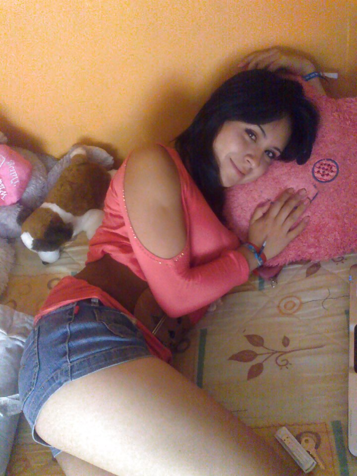 VECINAS ZORRAS II adult photos