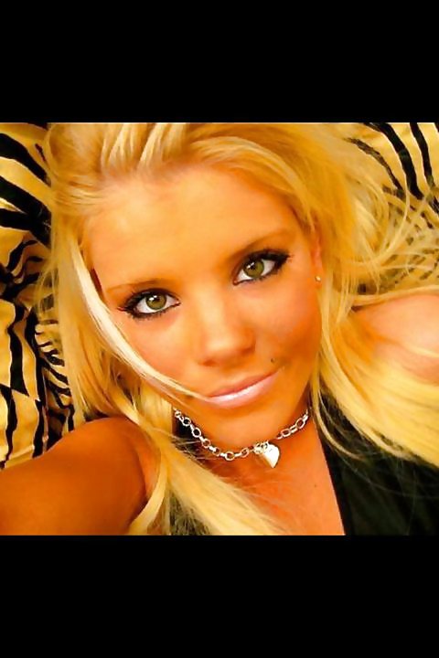 Hot Blonde Jami adult photos