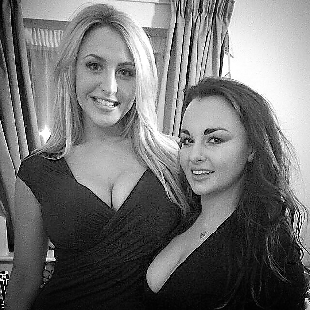 Heavenly bodied bimbo slut adult photos