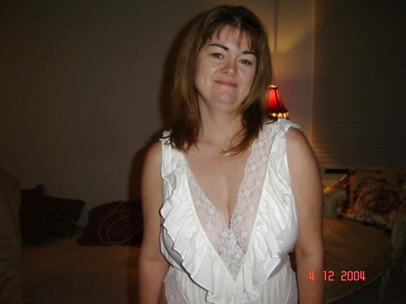 Busty Mature Wife Morgan adult photos