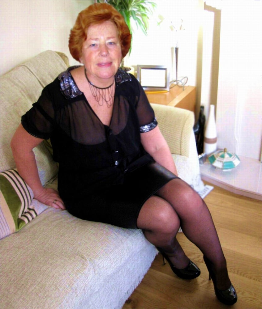 Cathy Slut Granny In A Rubber Skirt Pics Xhamster