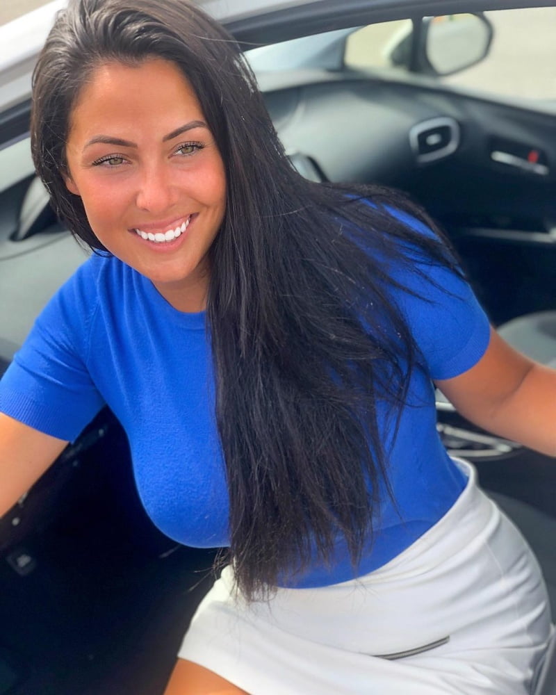 Car dealer slut from montreal hired for her tits and smile - 285 Photos 