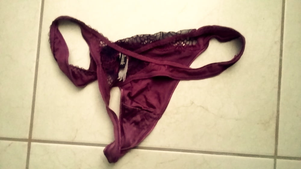 Tangas de mi amiga Mariana de visita adult photos