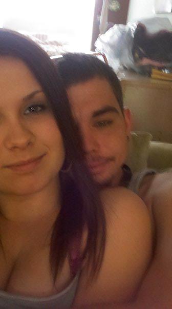 Pregnant FB MILF adult photos