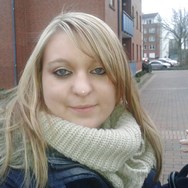 Klaudia-la-kurwa normal adult photos