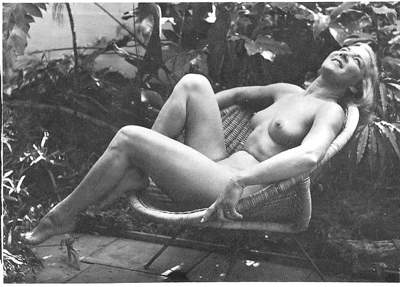A Few Vintage Naturist Girls That Really Turn Me On (4) adult photos