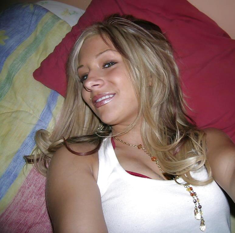 Hot Lips adult photos