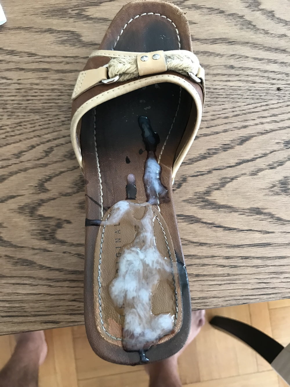 Cumming on shoes