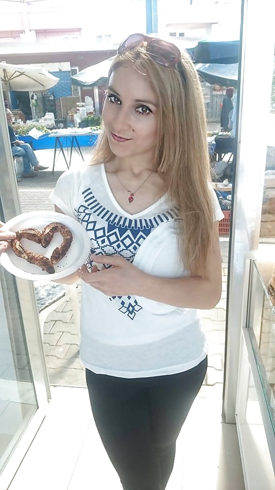 Turkish Kaptan geldi adult photos