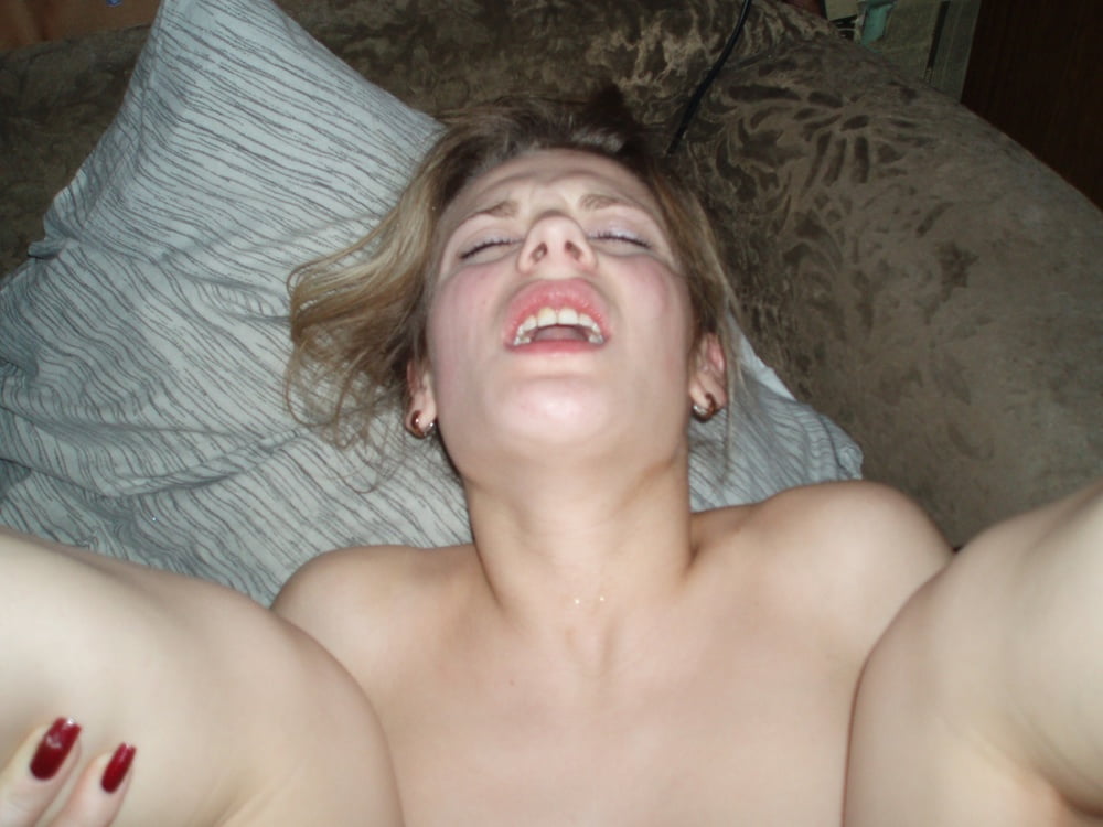 Exposed russian whore Natasha B. - 36 Photos 