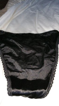 british milf black sexy panties full bum .pls comment