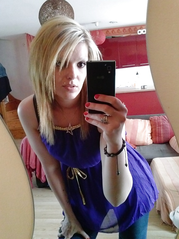 belle coquine adult photos