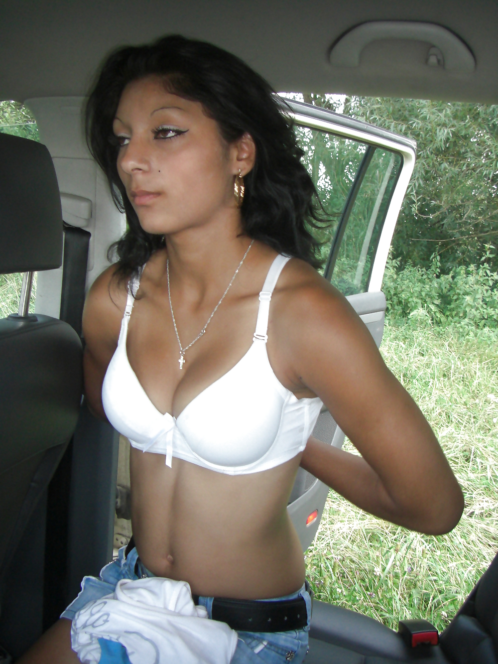 Geile Turkin im Auto gefickt adult photos