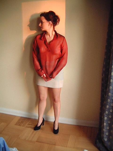 GERMAN SLUT IN RED BLOUSE adult photos