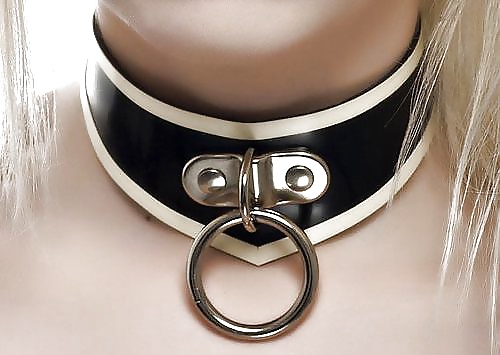 collierts de soumises adult photos