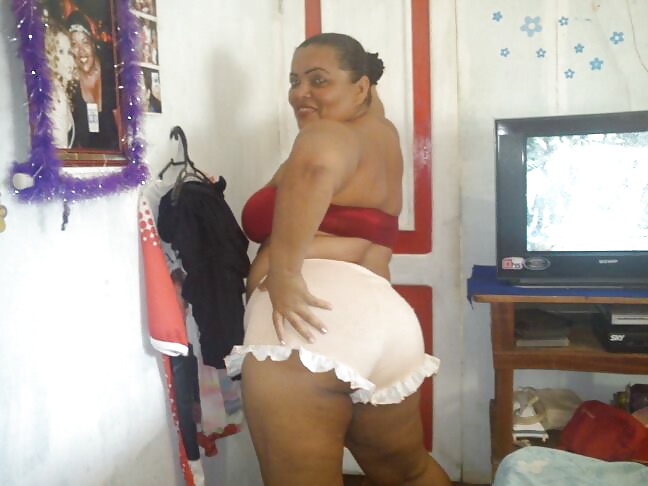 Amazonas BBW adult photos