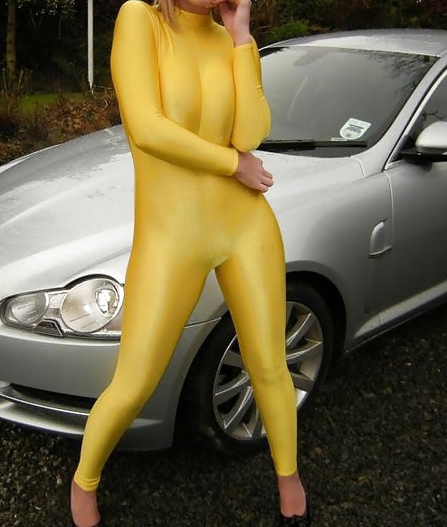 der gelbe zentai teil 2 adult photos