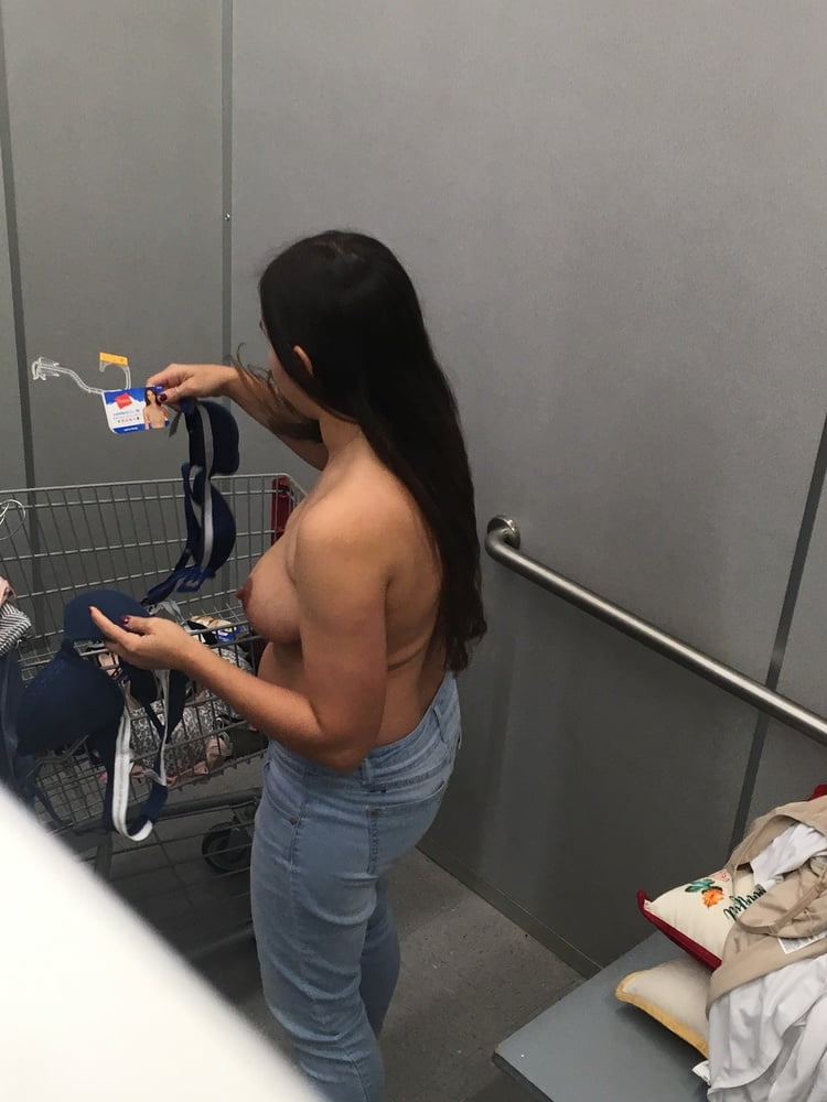 Changing rooms transvestite