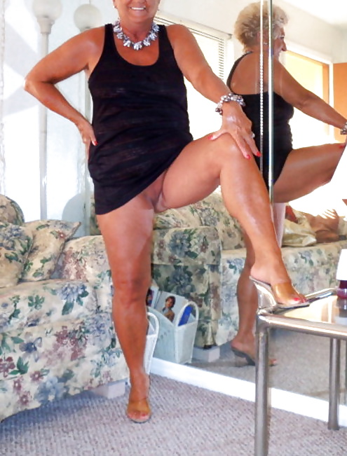 Mature Ann adult photos