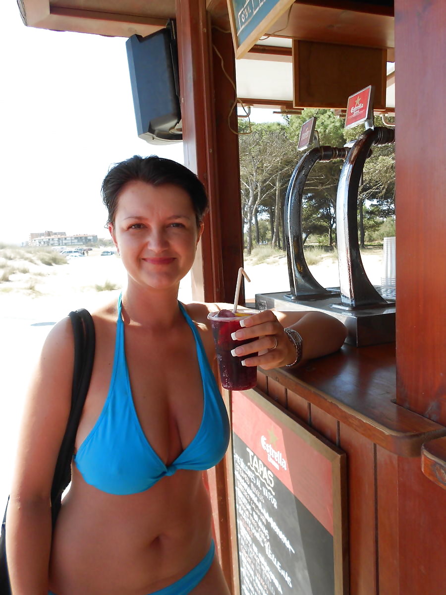 Bikinigirls 39. adult photos