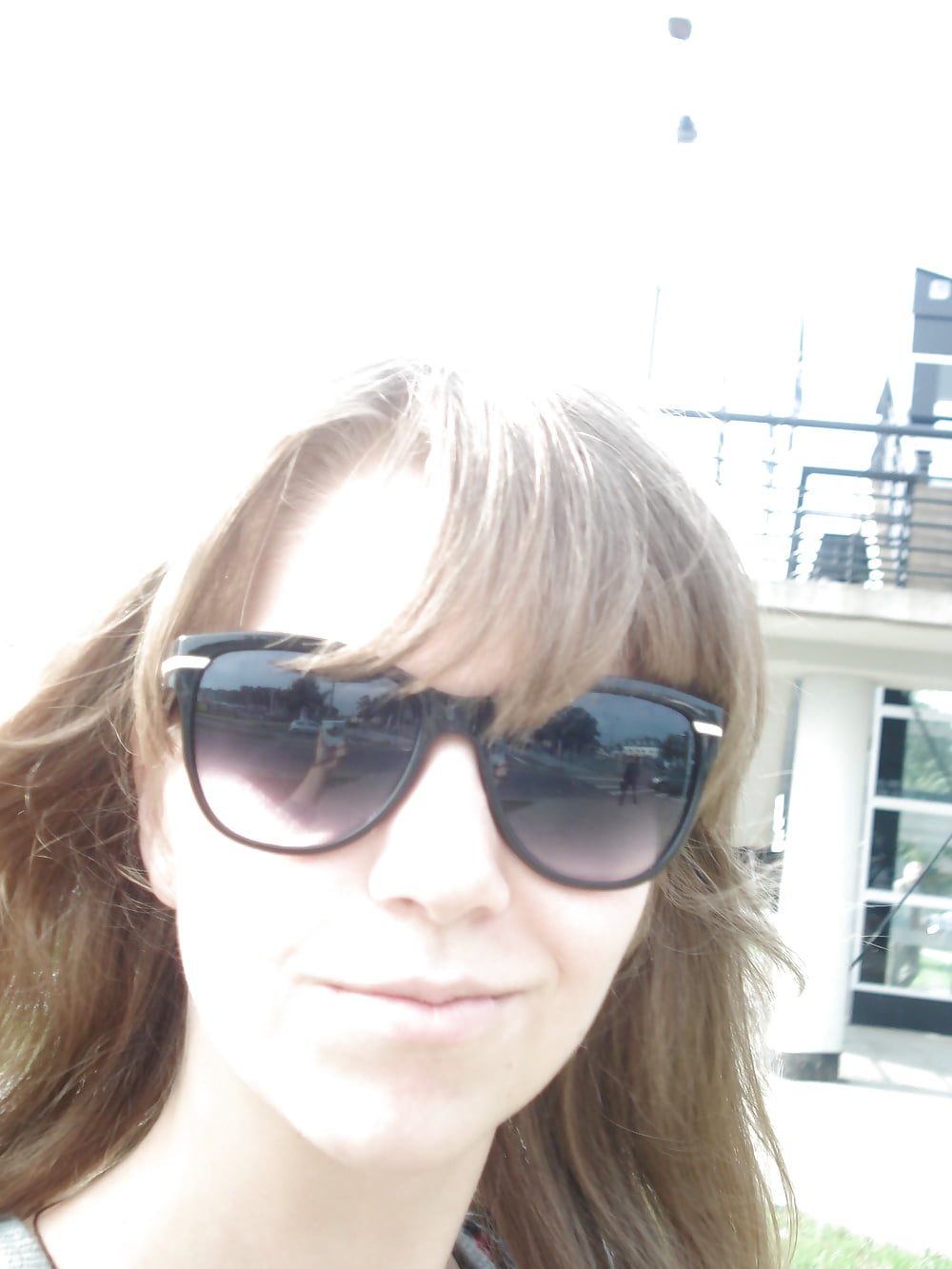 A nail technician Yevgeniya (Eugenia) adult photos