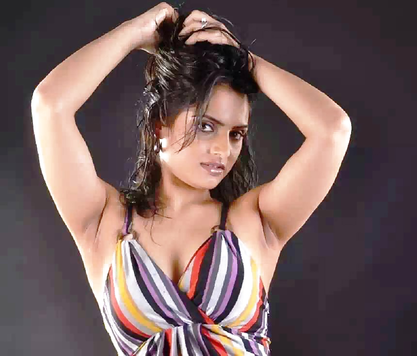 DESI Teens adult photos