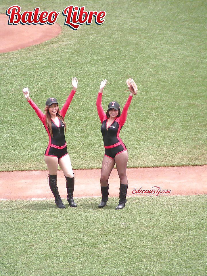 Jhunive Jacqueline adult photos