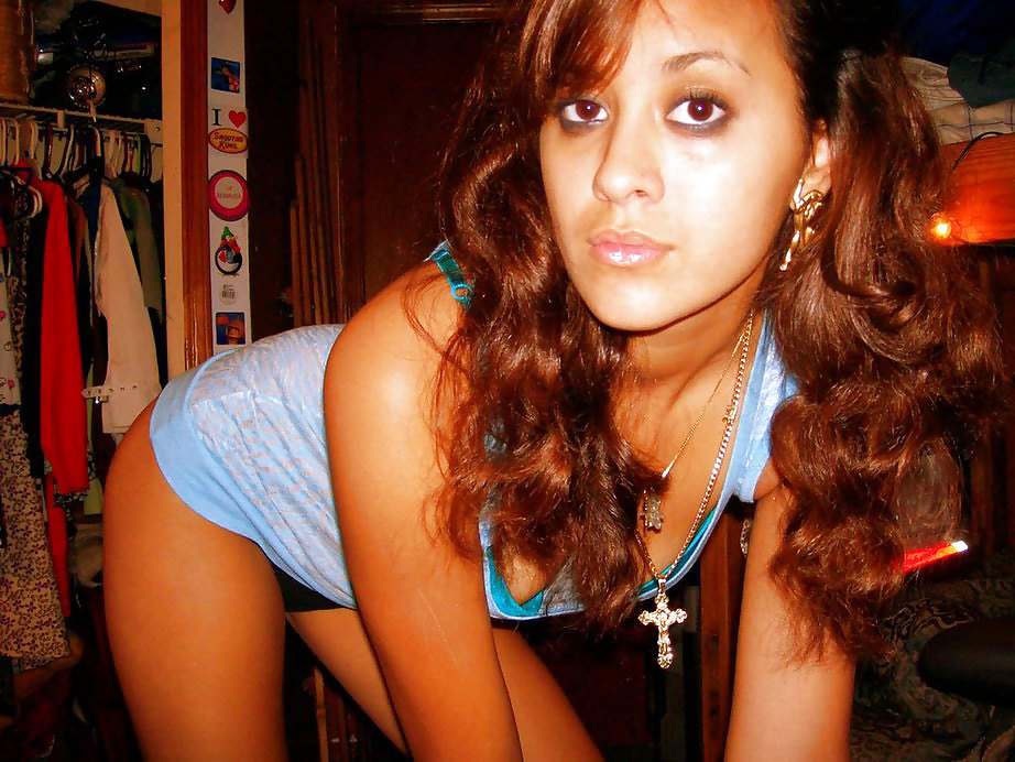 EXOTIC GIRLFRIEND adult photos