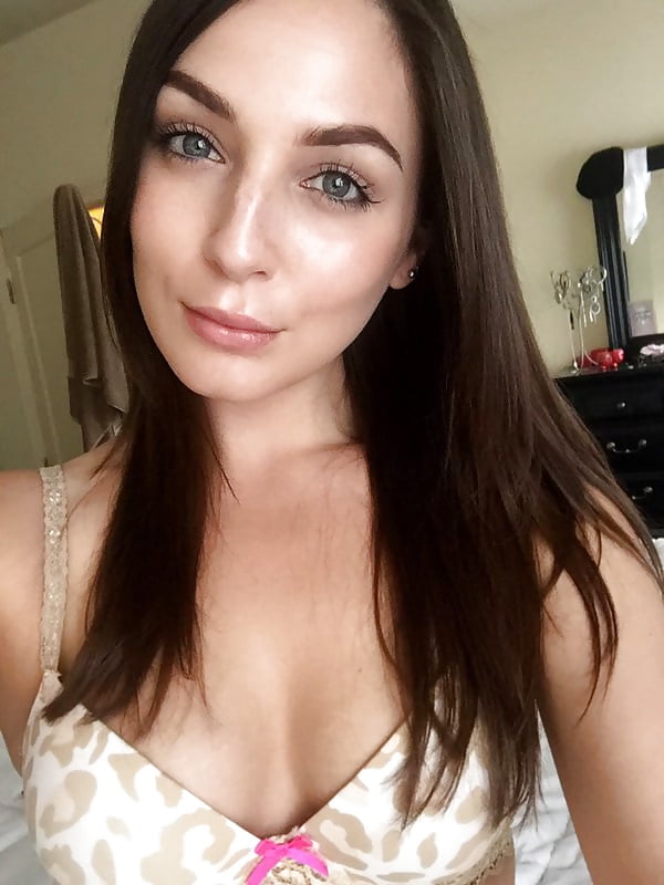 Amateur Series 140 adult photos