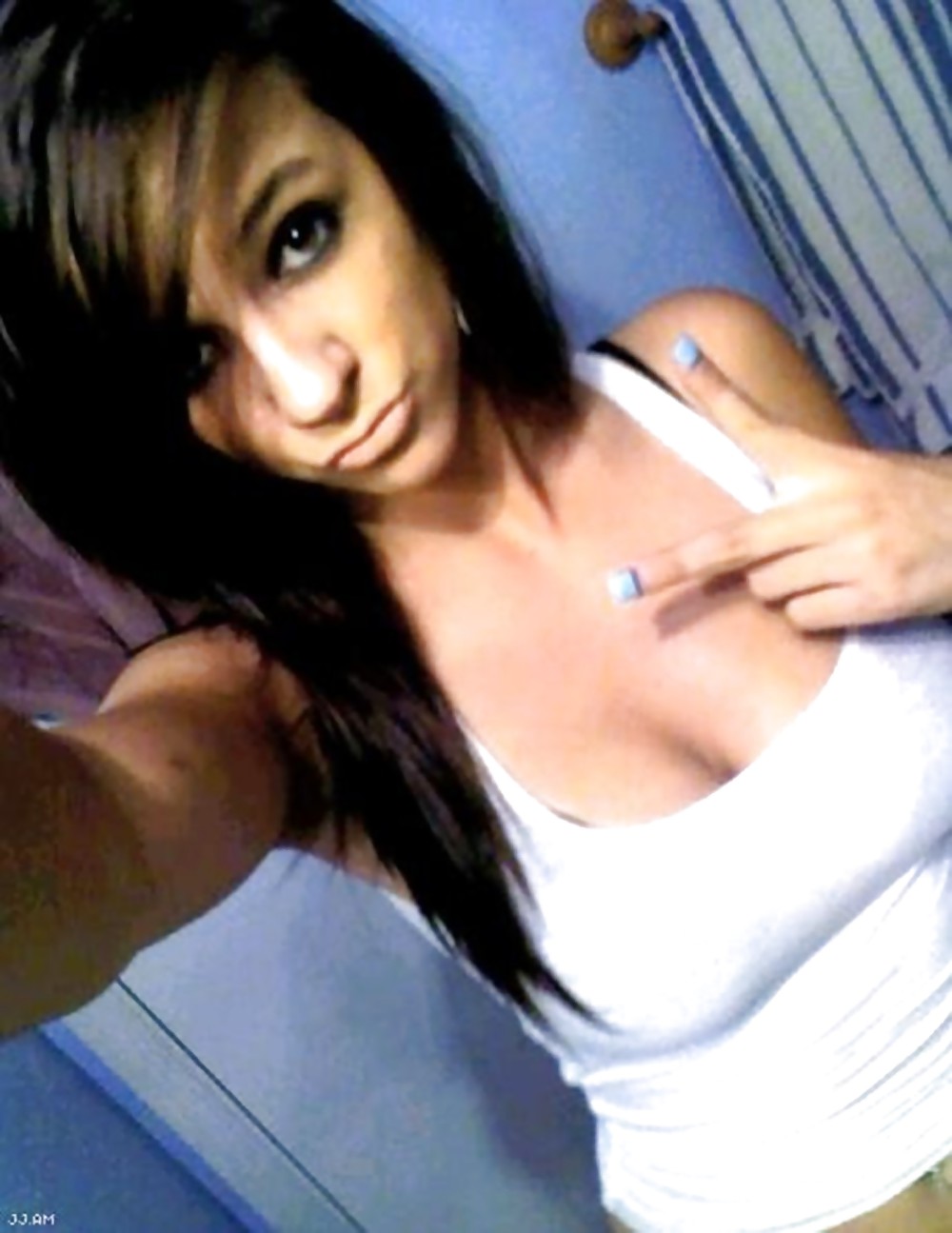 Pretty Amateur SelfShot adult photos