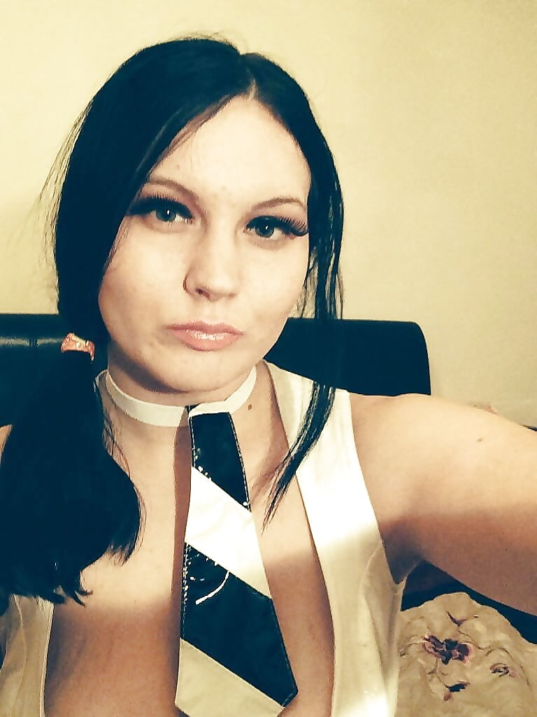 Irish Young Chav Milfs Single Exposed Facebook Comments adult photos