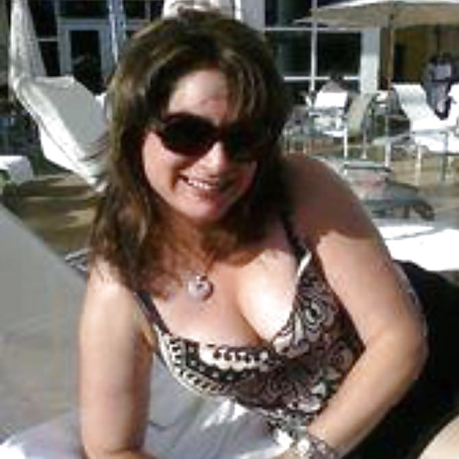 PTA MILFs adult photos