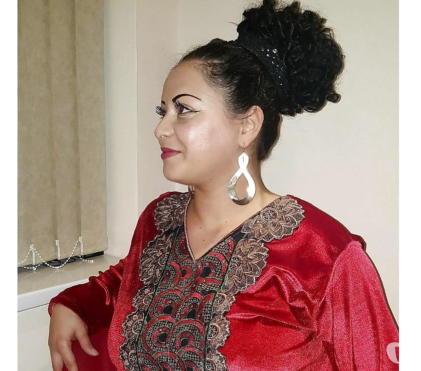 sexy Arab paki babe in Birmingham adult photos