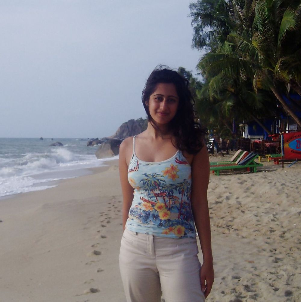 Indian girls in world beach pictures adult photos