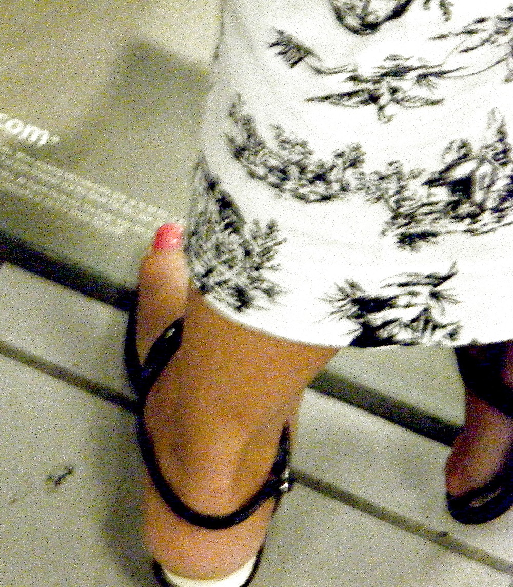 Pretty Women's Feet in Strappy Heels - No Trannies adult photos