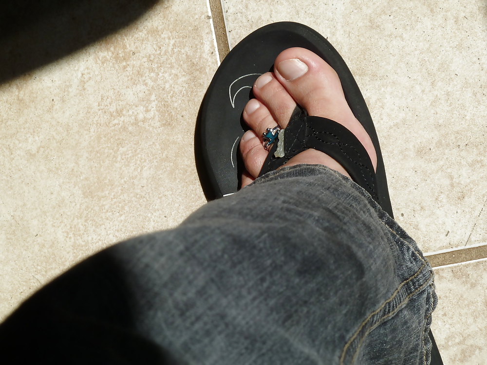 toes ring adult photos